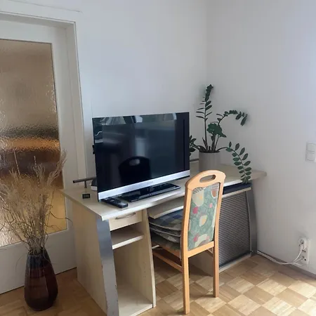 Helle In Gruener Lage - Naehe Zentrum Appartement *