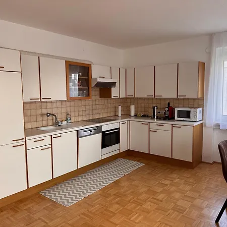 Helle In Gruener Lage - Naehe Zentrum Linz