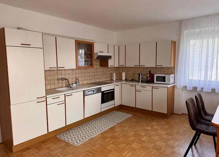 Helle In Gruener Lage - Naehe Zentrum Linz